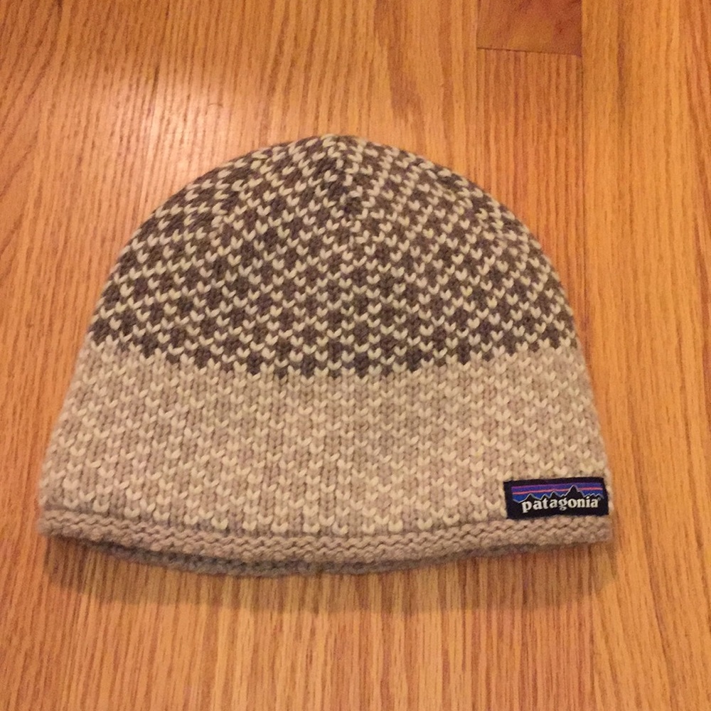 Patagonia fleece lined knit hat beanie